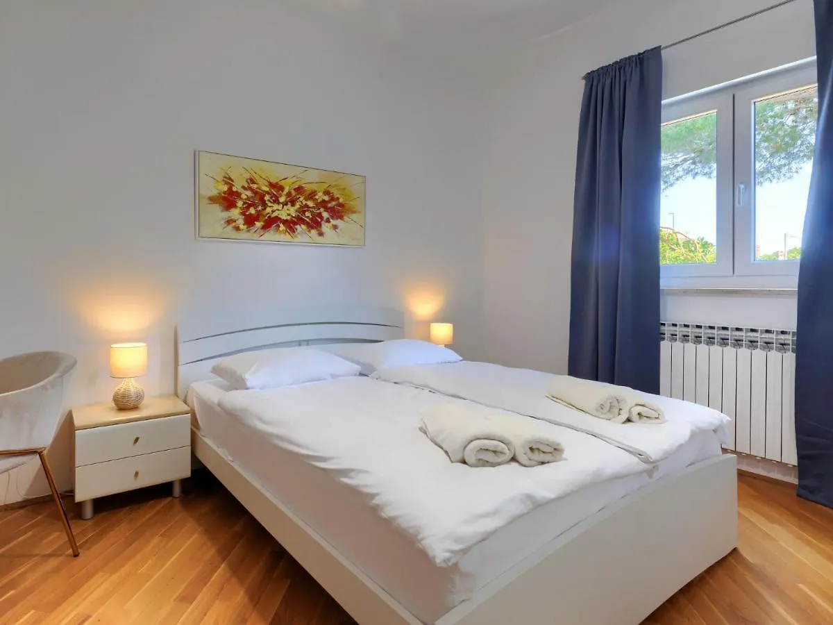 Apartment Hrvatin By Interhome Pula